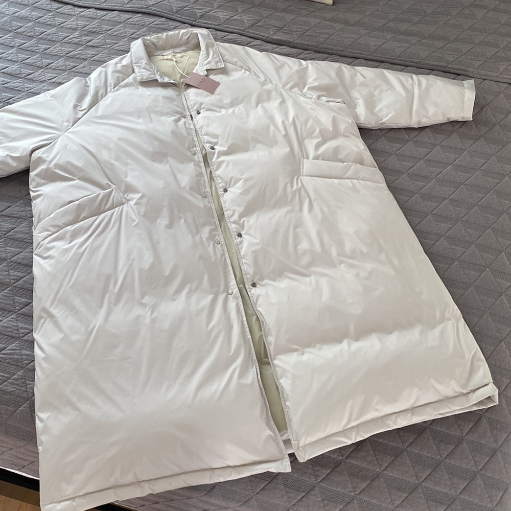 nap Ultra-Light Jacket - Picture 2 of 15